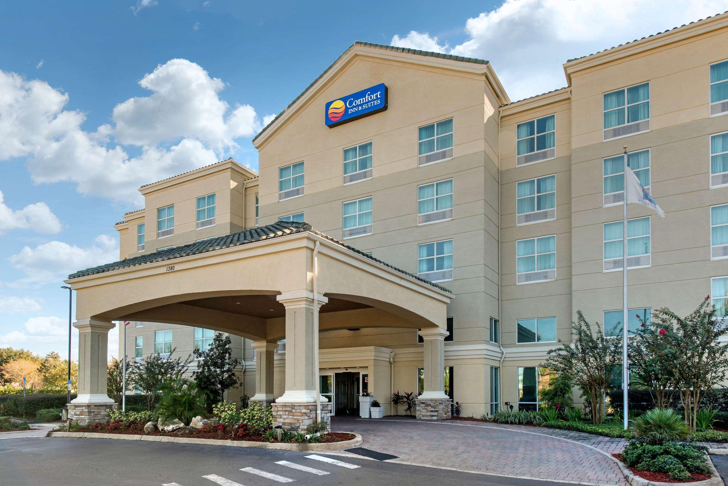 Comfort Inn & Suites Tavares North Exterior photo